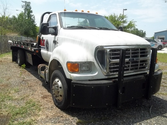 2003 Ford F650 Flat Bed Wrecker