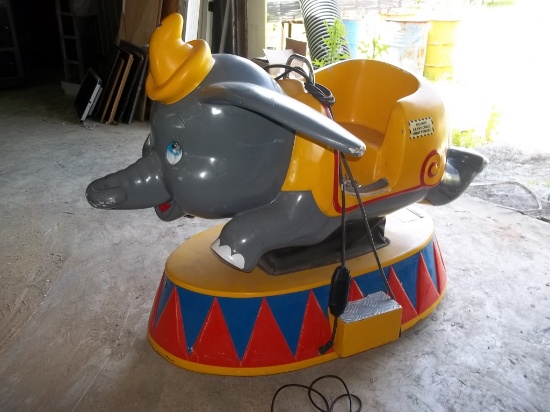 Dumbo Kids Ride