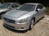 2010 NISSAN MAXIMA