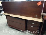 Lot of 6' Desk with Return & 6' Credenza