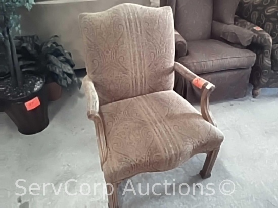 Wide bottom chair