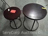 Lot of 2 small round nesting tables