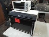 Lot of Farberware Convection/Broil oven, Kitchen Gourmet toaster oven