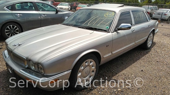 2000 Jaguar XJ8 Passenger Car, VIN # SAJDA25B9YMF07329