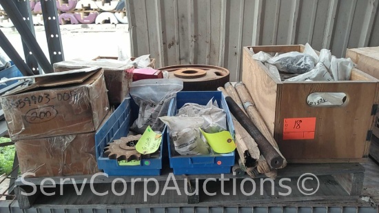 Lot on Pallet: Pipe Clamps, Spackets, Lock Washers, Washers, Hydraulic Hose Fittings, Threaded
