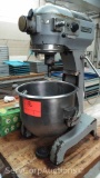 Hobart 20-Quart Mixer with 20-Quart Bowl, Flat Beater