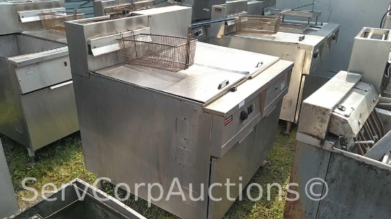 Fry Master Filter Magic II Commercial Single Well Gas Deep Fryer (Seller: St. Tammany Parish School