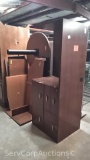 Lot of Desk, Partitions, Cubicle (Seller: City of Slidell)
