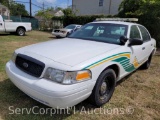 2001 Ford Crown Victoria Passenger Car, VIN # 2FAFP71W71X204031