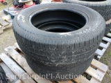 Lot on Pallet of 2 Blackhawk 275/60R20 Tires