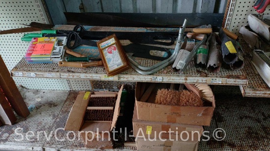 Lot Of Various Bulb Planters, Garden Tool Organizer, Red Devil Blade Replacements, Hand Stuff Tool