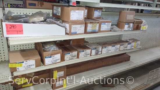 Lot Of Plastic Duplex Covers, Abandoned Plugs, Floor Outlets, Floor Plate Rings, Receptacle Plates