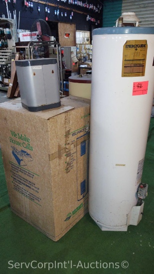 Lot Of 2 True Value 30-Gallon Gas Water Heater, Reliance Electric 30-Gallon Water Heater, Thermal