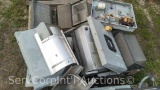 Lot on 2 Pallets of 2 Cooper Lighting WAN Pak, 5 Holophane Wall Packs, 7 Hubbell Wall Packs, WP150