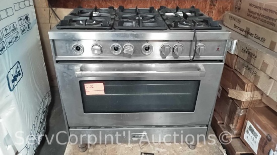 Lot on Pallet of Verona VEFSGG365NSS 36" Pro Style Gas Range-Missing Parts