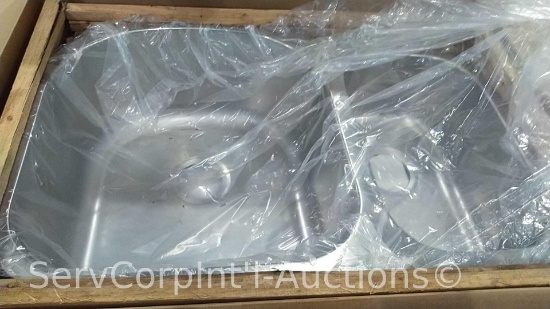 Lot on Pallet of 6 Lansen Profile 7030 Stainless Sinks