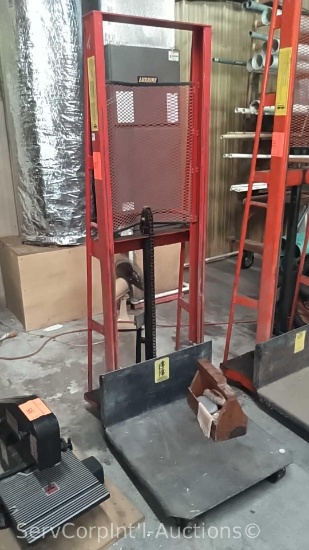 Wesco ESPL-60-2424 1000-Lb Platform Lift