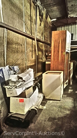 Lot of Various Kitchen Cabinets, Roof Panels and Insulation Strips, Screen Doors, Vintage Stereo