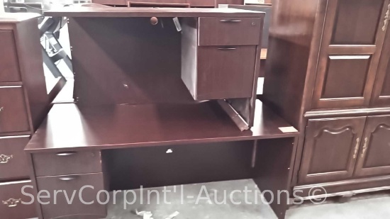 66" Desk with Right Hand Return (Seller: STP Sheriff)