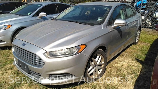 2014 Ford Fusion Passenger Car, VIN # 1FA6P0HD6E5400271
