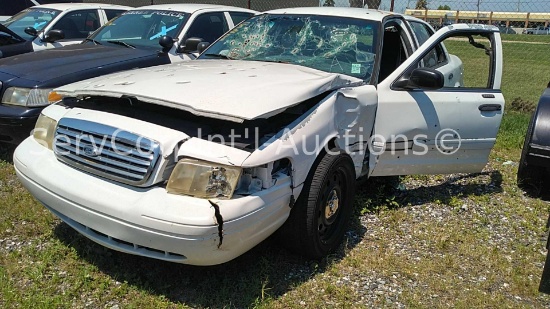 2008 Ford Crown Victoria Passenger Car, VIN # 2FAFP73V38X159538