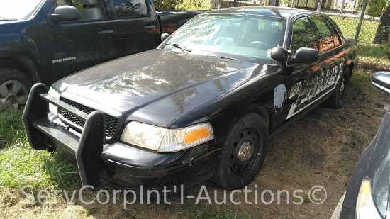 2007 Ford Crown Victoria Passenger Car, VIN # 2FAFP71W67X104740