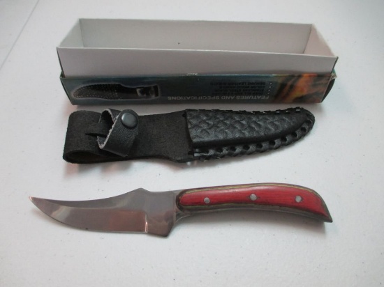 jr-14 Brand new 6.5in Skinner Knife with colored wood handle and leather sheath