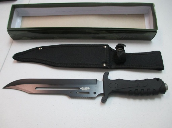 jr-17 Brand new 13in Black Bowie knife with rubberized sure grip handle