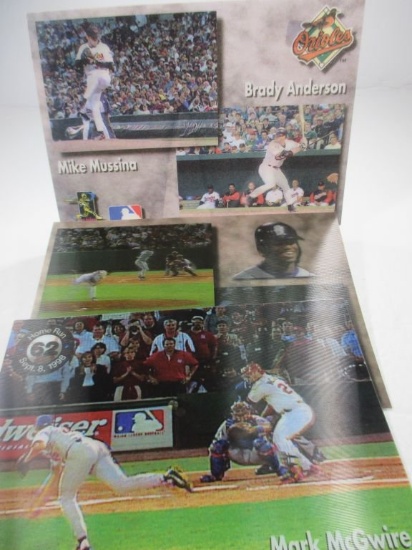 3 Hologram Baseball Post cards. McGwire, Griffey Jr, Anderson and Mussina