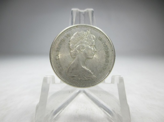 t-13 1965 Canada Silver Quarter in AU Condition
