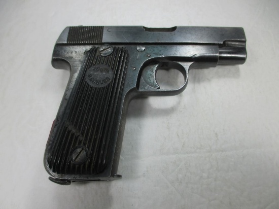 d-25 7.65 Cal. "32 ACP" Courts 9 Coups "UNIQUE" Semi Auto Pistol. Chip in lower grip still has most