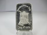t-173 Vintage Madison Mint Independence Day 1 Ounce .999 Silver Bar