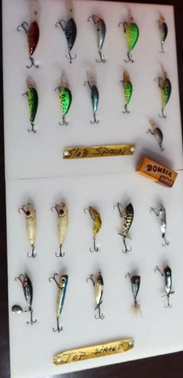 Lot Of 21 Vintage Fishing Lures