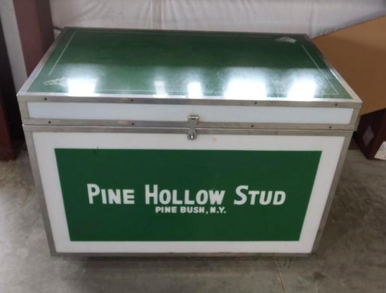 "Pine Hollow Stud" Show Box