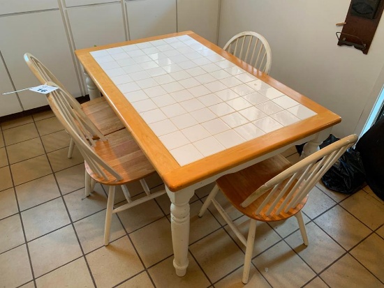 Kitchen Dining Table w/ 4 Chairs
