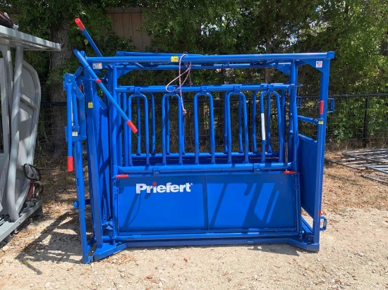 Priefert 191 Squeeze Chute