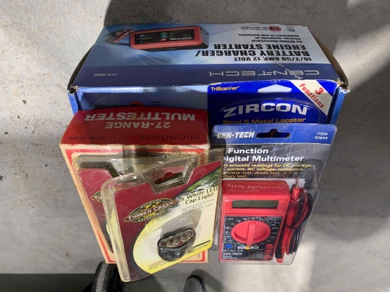 Battery Charger w/ Multitesters