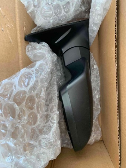 (2) 2020 Toyota Sideview Mirrors