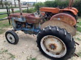 Ford 2000 Tractor