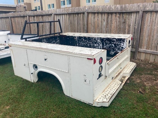 Utility Box Bed Off Of Dually