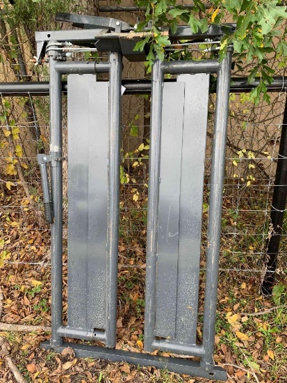 Pearson Headgate