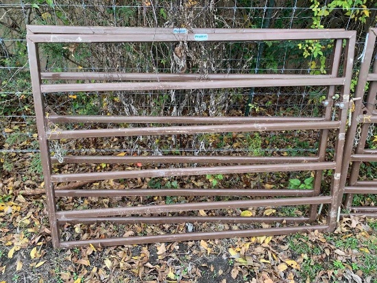 Set of 2 - 6' Brown Gates