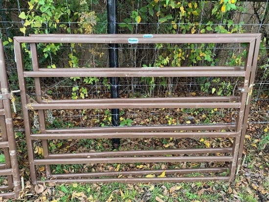 Set of 2 - 6' Brown Gates