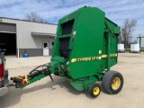 John Deere 466 Baler