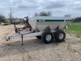 Willmar Super 600 Fertilizer Spreader