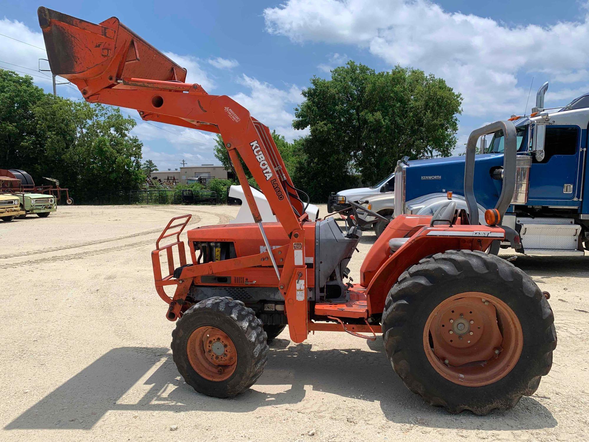 Kubota L4200 w/ LA680 Loader Proxibid