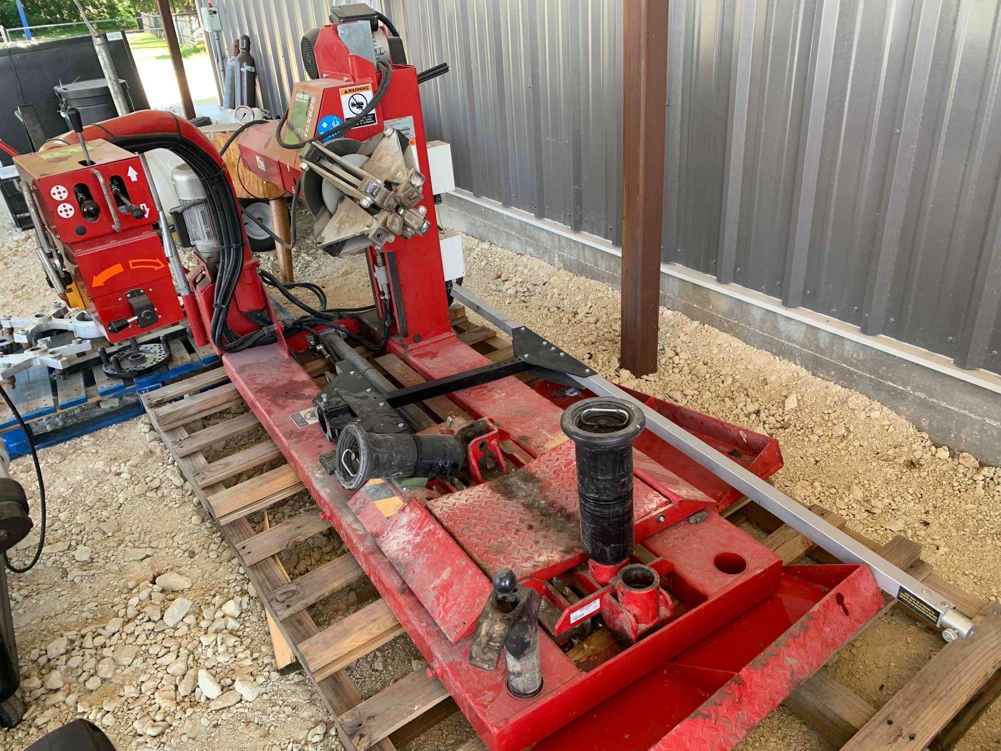 Hunter TCX625 HD Tire Changer | Proxibid