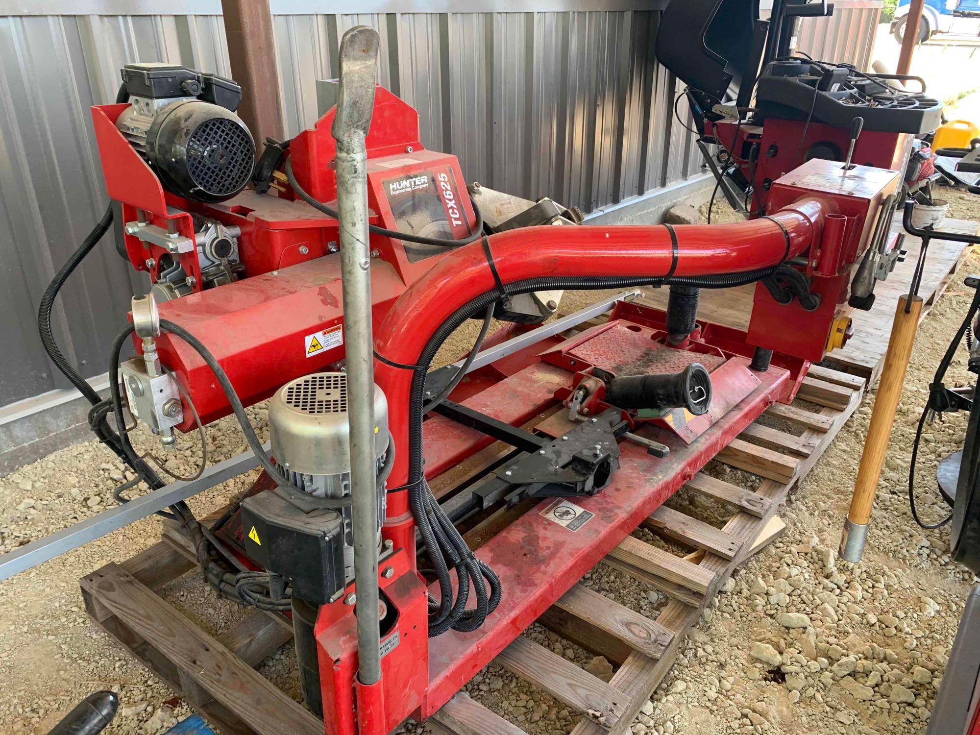 Hunter TCX625 HD Tire Changer | Proxibid
