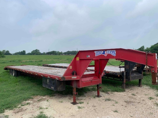 2017 - 35' Texas Bragg Flatbed Trailer