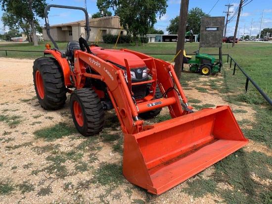 Kubota MX5400 w/ LA1065 Loader
